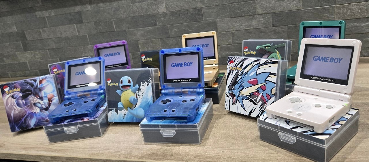 Nintendo Gameboy Advance SP Pokémon Reshell Choose your favorite color
