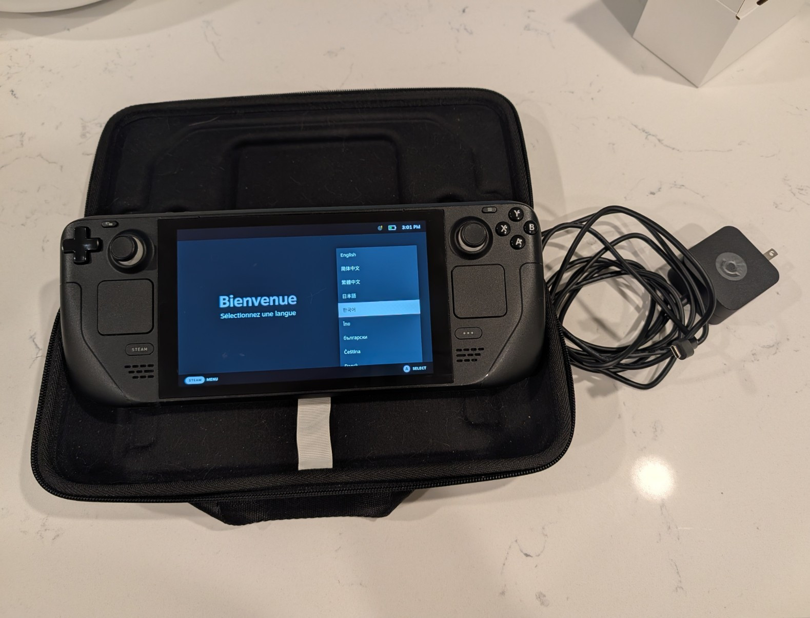 Valve Steam Deck Handheld 512 GB w/ Case & Charger