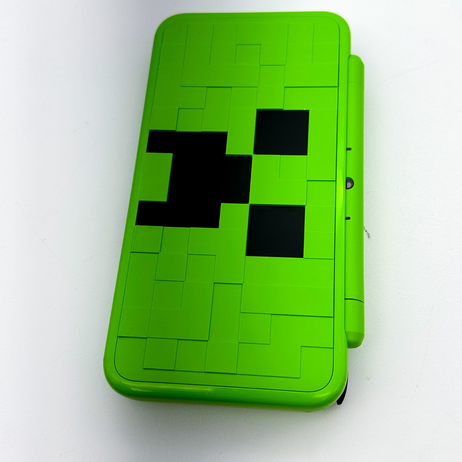 New Nintendo 2DS XL LL Minecraft Creeper Edition Japanese w/Accessories