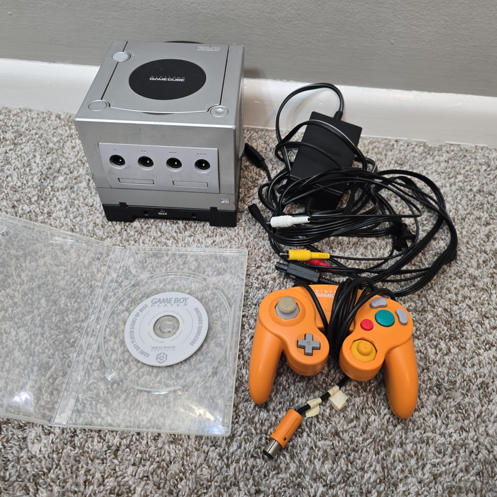 Nintendo GameCube Console Bundle Game Boy Player Disc Cords