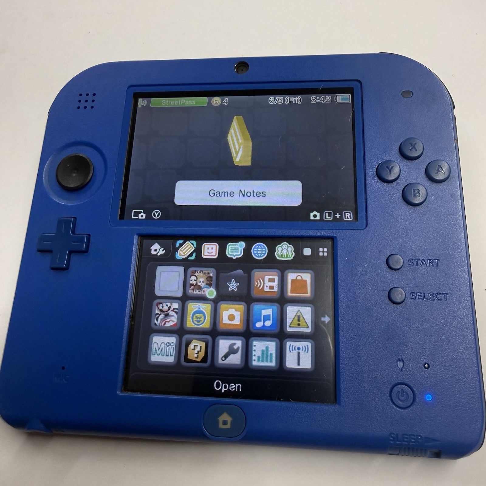 3ds – Nintendo 2DS Console – Electric Blue & Black Tested Missing Rubber #2943