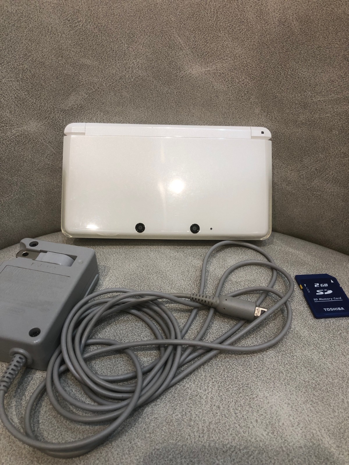 Nintendo 3DS Ice White – Excellent Condition – Fully Tested