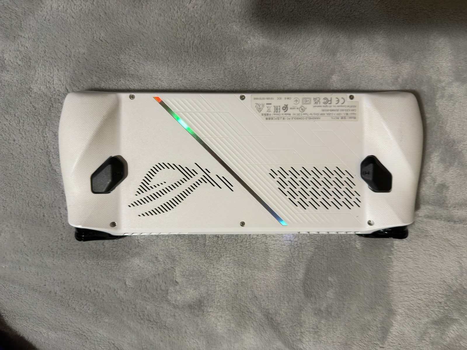 ASUS ROG Ally 512 GB Z1 Extreme Handheld System – White