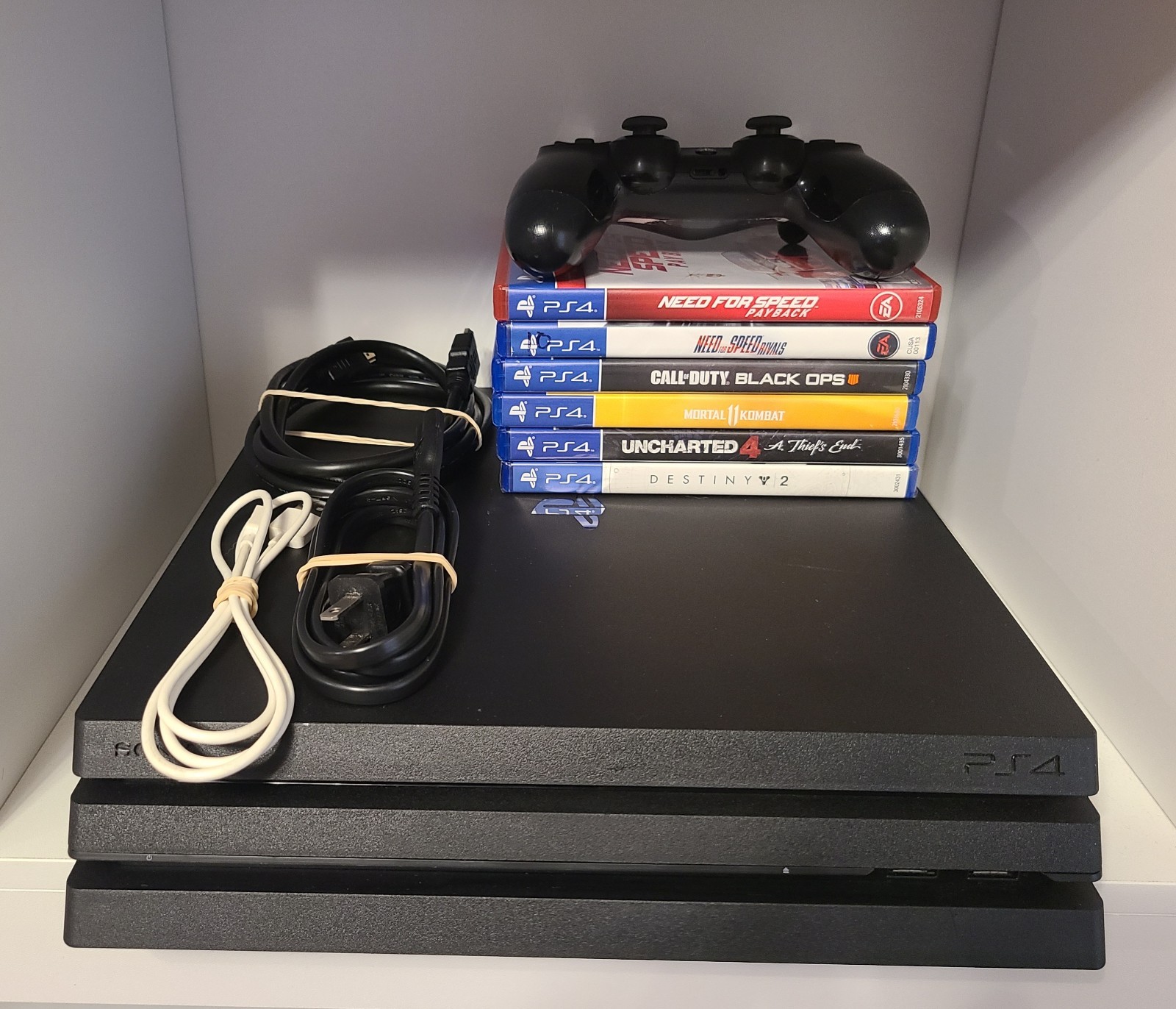 Sony PlayStation 4 Pro CUH-7215B 1TB Bundle – Tested